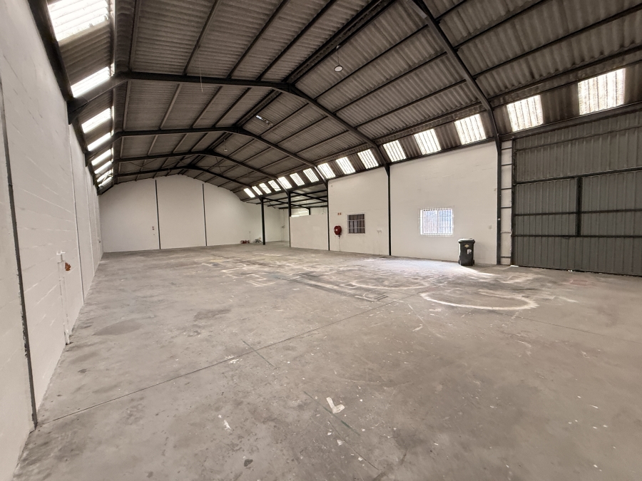 To Let Commercial Property for Rent in Montague Gardens Western Cape